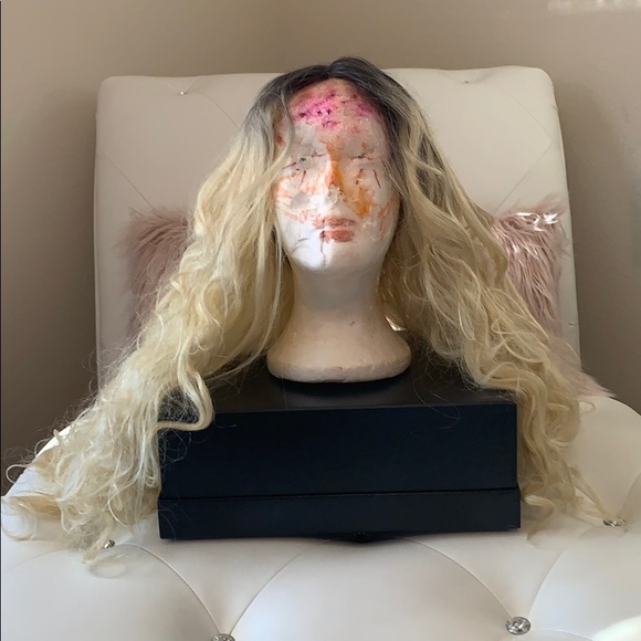 NWT ManeConcept BrownSugar Seamless Lace Front Wig - Picture 3 of 8